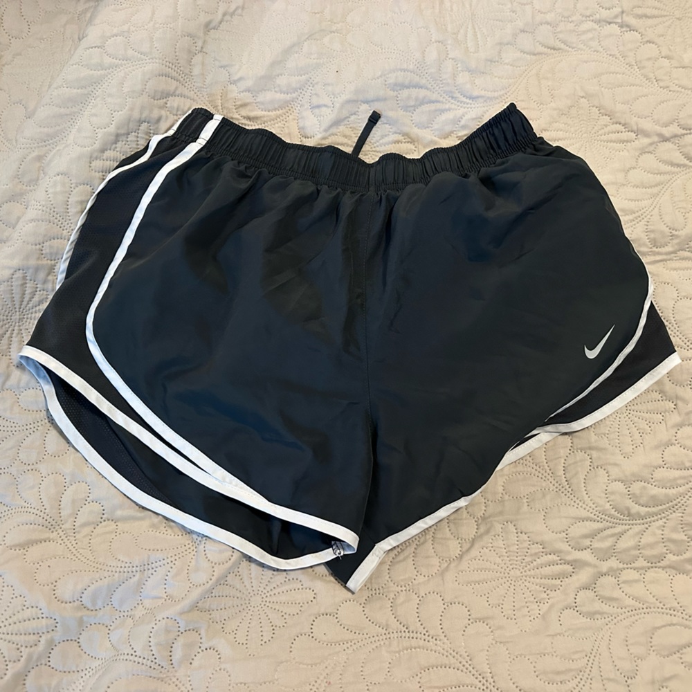Women’s large Nike shorts